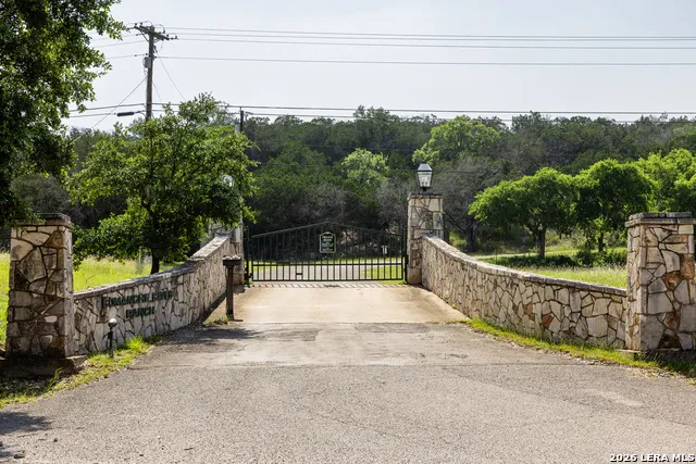 174 Cedar Rock Trail Hunt, TX 78024