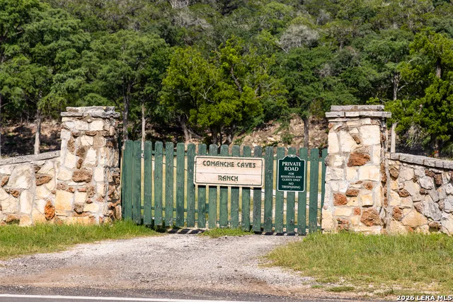 174 Cedar Rock Trail Hunt, TX 78024