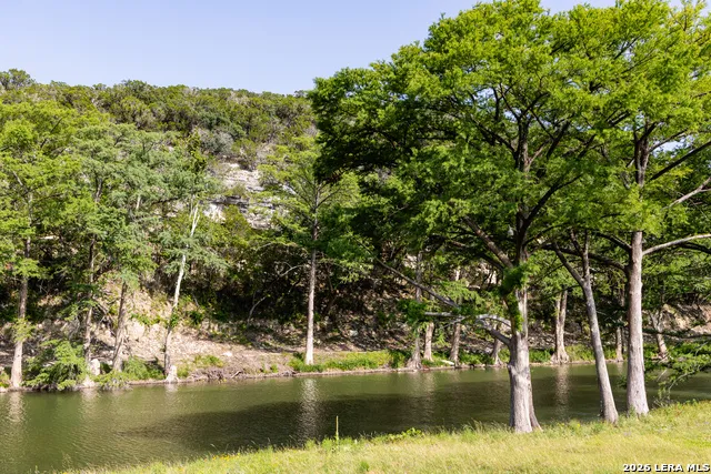 174 Cedar Rock Trail Hunt, TX 78024