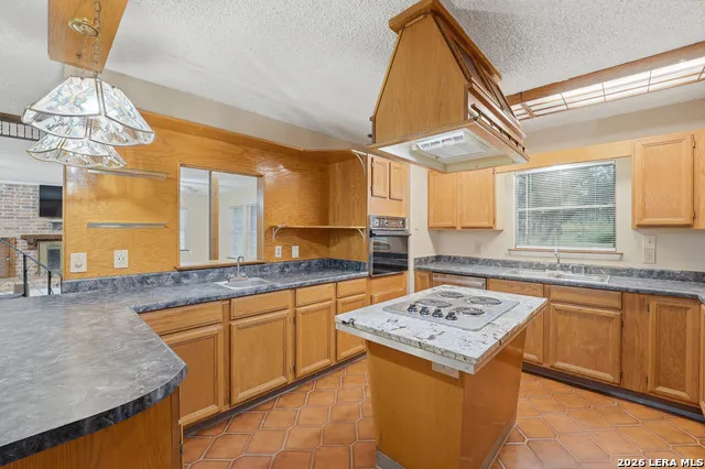 8606 State Highway 123 N Stockdale, TX 78160