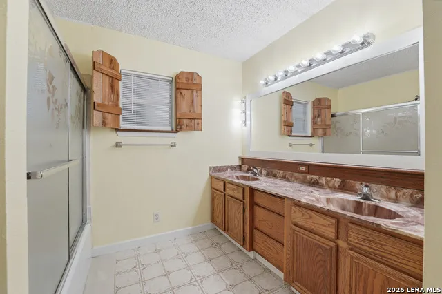 8606 State Highway 123 N Stockdale, TX 78160