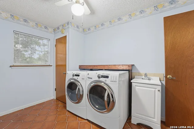 8606 State Highway 123 N Stockdale, TX 78160