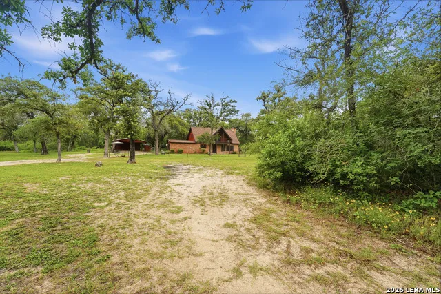 8606 State Highway 123 N Stockdale, TX 78160