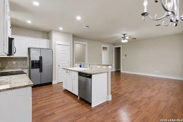 1720 Nordberg Seguin, TX 78155