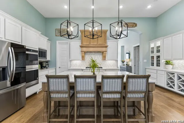 6826 Hallie Schertz, TX 78154