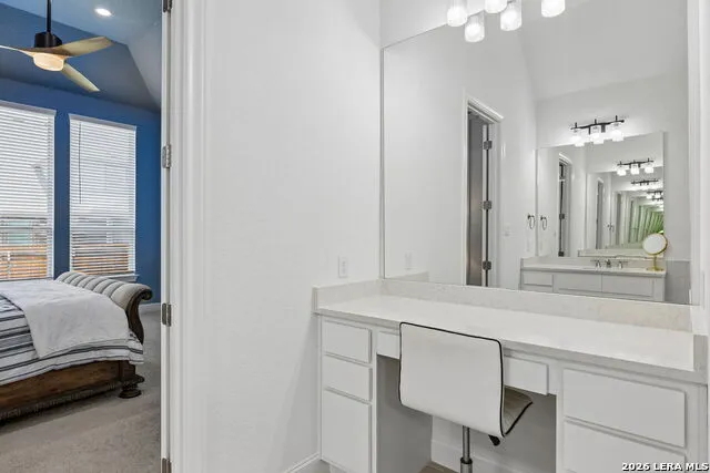 6826 Hallie Schertz, TX 78154