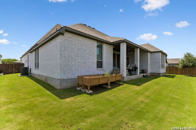 6826 Hallie Schertz, TX 78154