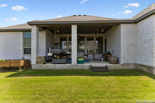 6826 Hallie Schertz, TX 78154