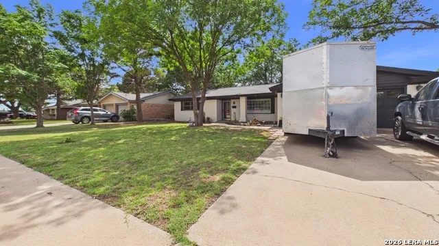 6902 Elkridge Lubbock, TX 79413