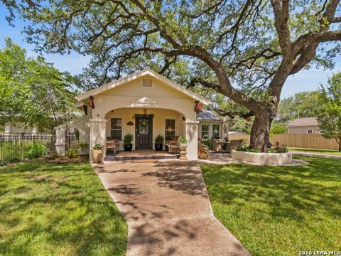 205 2nd St