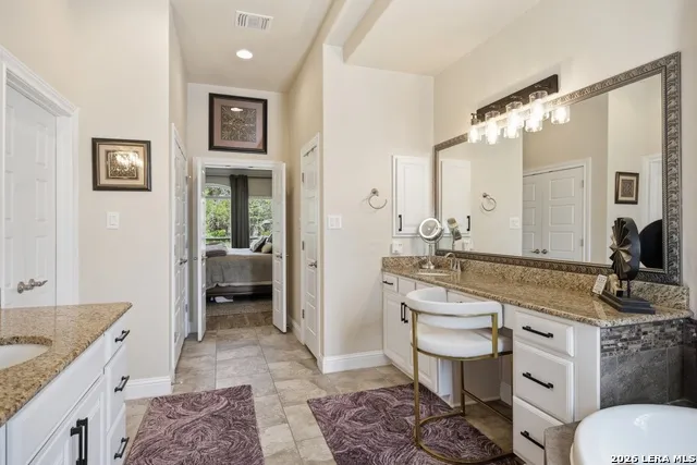 221 Allemania Dr New Braunfels, TX 78132