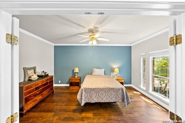 9347 Llano Verde Helotes, TX 78023