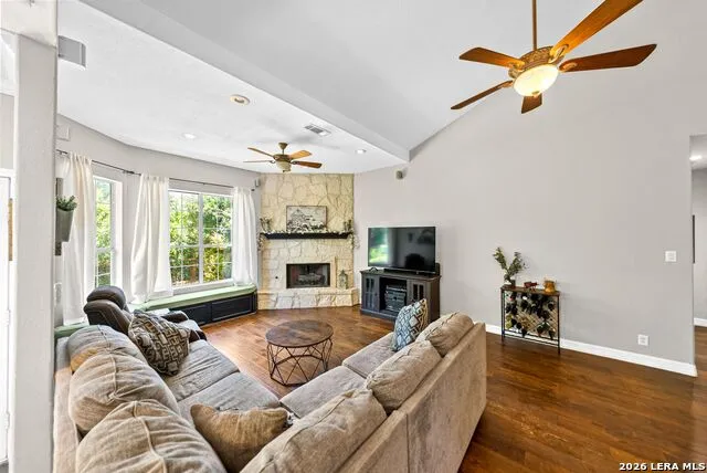 9347 Llano Verde Helotes, TX 78023