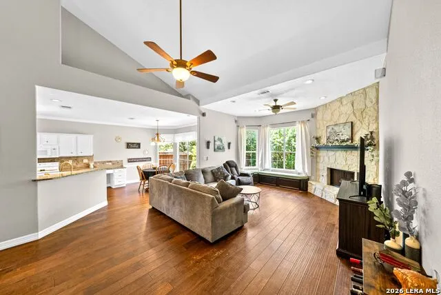9347 Llano Verde Helotes, TX 78023