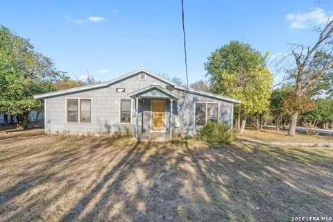 332 Powell Ave