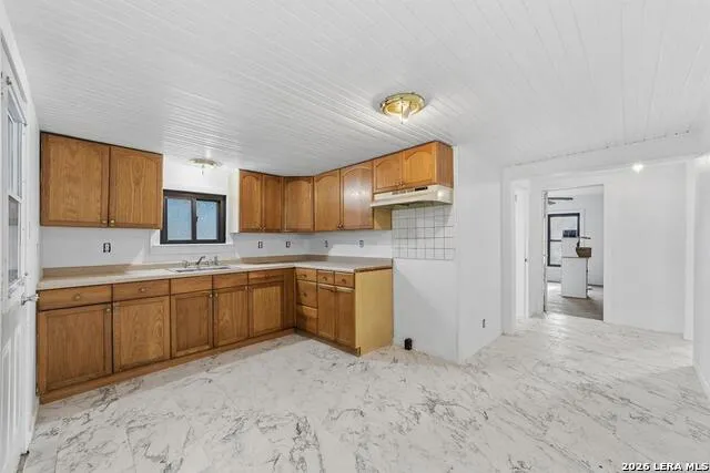 332 Powell Ave Kerrville, TX 78028