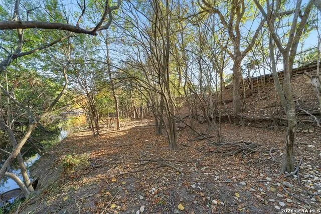 332 Powell Ave Kerrville, TX 78028