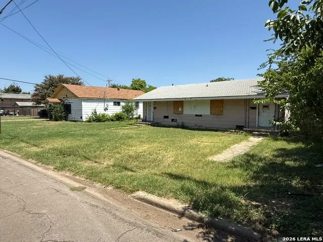 207 W ANDERSON AVE Killeen, TX 76541
