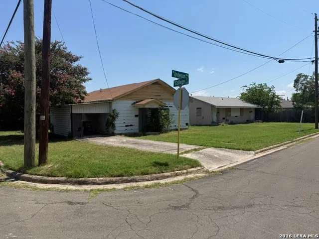 207 W ANDERSON AVE Killeen, TX 76541