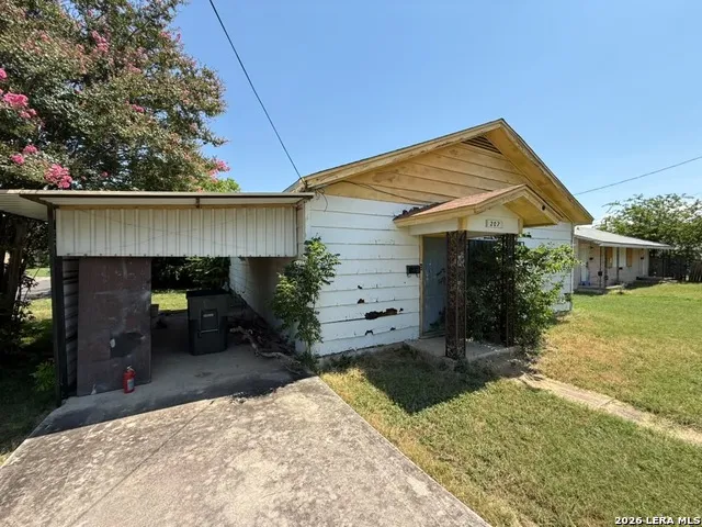 207 W ANDERSON AVE Killeen, TX 76541
