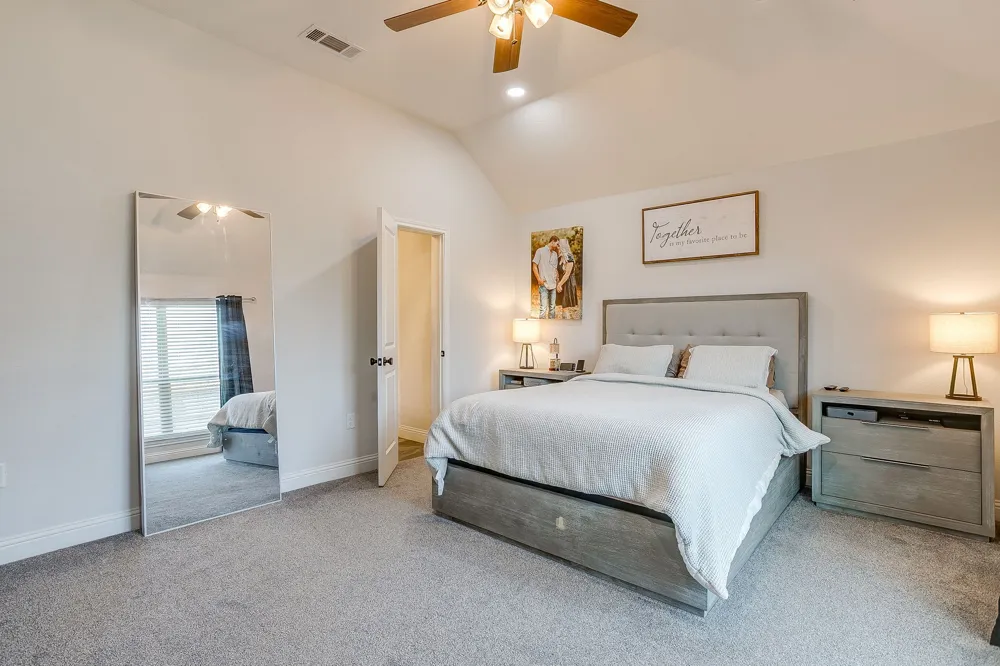 933 Avagail Avenue Springtown, TX 76082