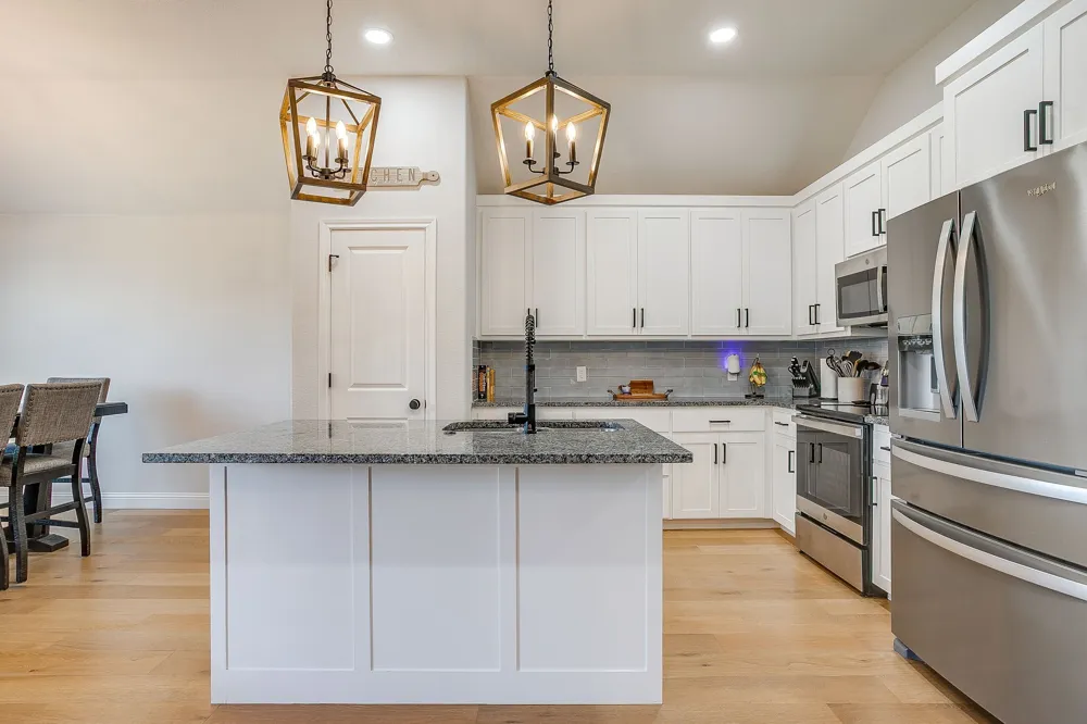 933 Avagail Avenue Springtown, TX 76082