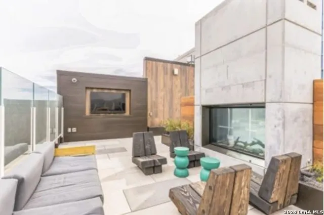 48 East Avenue #3008 Austin, TX 78701