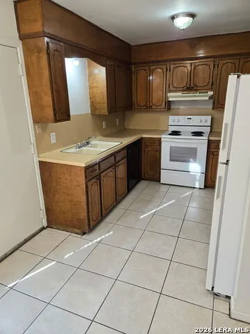 127 Regency Ave Victoria, TX 77904