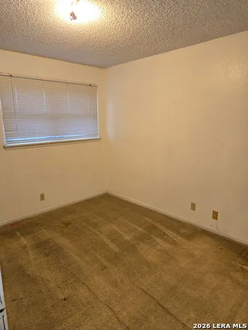 127 Regency Ave Victoria, TX 77904