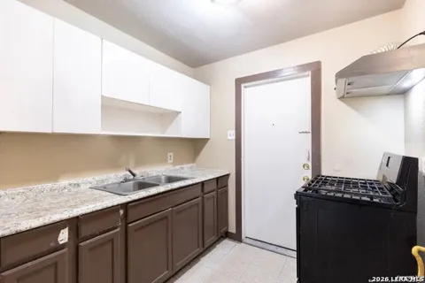 3032 Weir