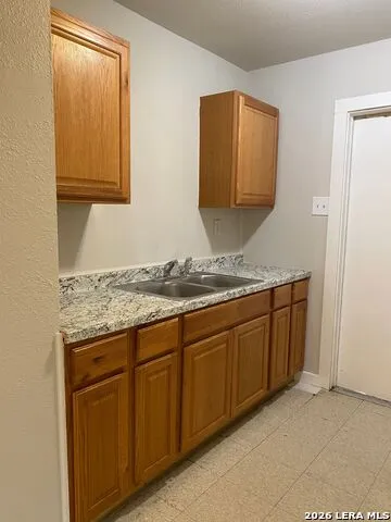 3032 Weir San Antonio, TX 78226