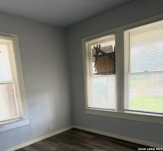 2826 ROSELAWN RD San Antonio, TX 78226