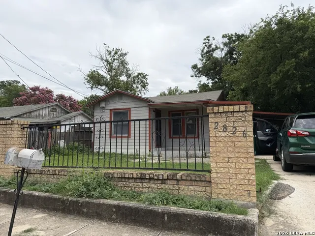 2826 ROSELAWN RD San Antonio, TX 78226