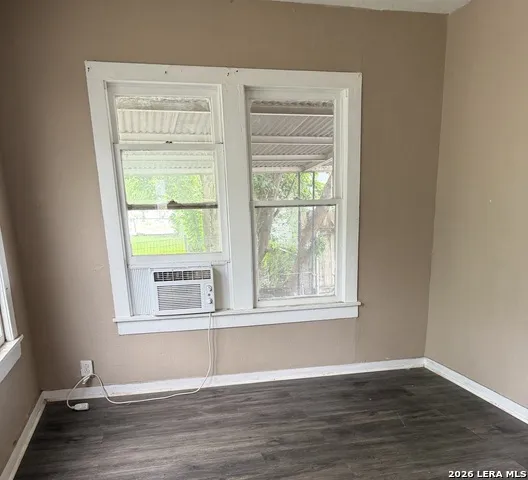 2826 ROSELAWN RD San Antonio, TX 78226