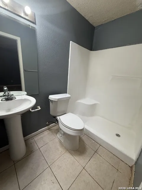 202 FIR DL Converse, TX 78109