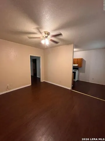 6911 US HIGHWAY 281