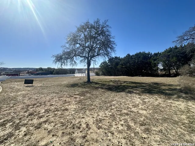 704 Sendero Ridge Dr. Kerrville, TX 78028