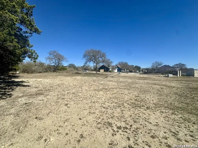 704 Sendero Ridge Dr. Kerrville, TX 78028