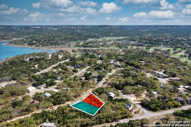1752 Trailridge Dr Canyon Lake, TX 78133