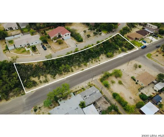 2024 Quarry St Eagle Pass, TX 78852