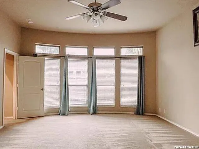 3022 Hidden Mdw Seguin, TX 78155