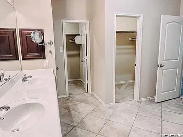 3022 Hidden Mdw Seguin, TX 78155