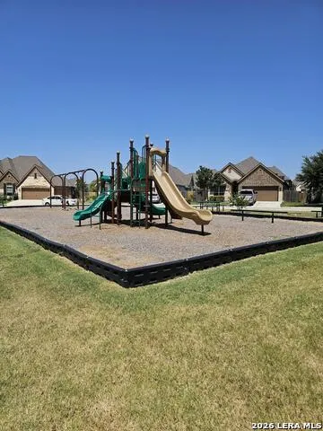 3022 Hidden Mdw Seguin, TX 78155