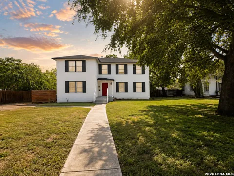 112 SENISA DR Unit 1