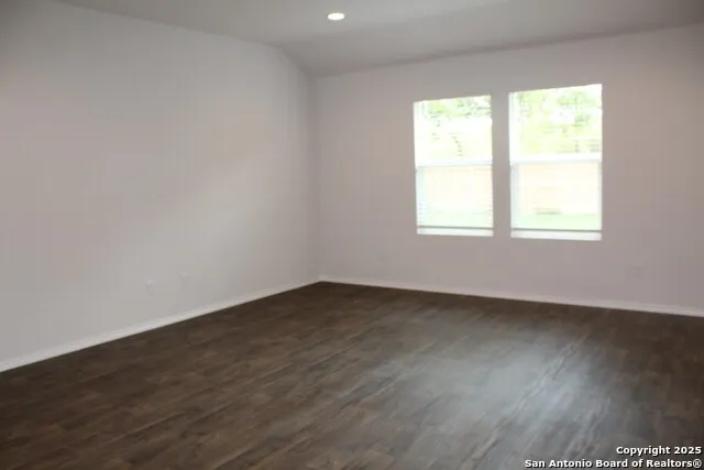 841 Margay Loop Seguin, TX 78155
