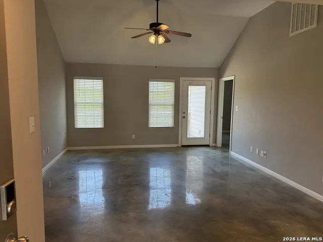 591 BURR OAK LN Canyon Lake, TX 78133