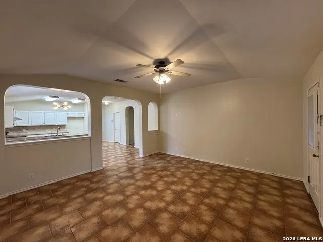 9803 SANDIE Helotes, TX 78023