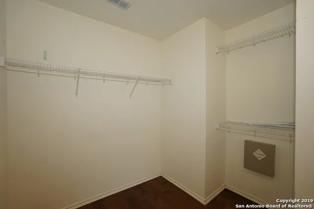 9803 SANDIE Helotes, TX 78023