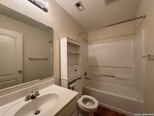 9803 SANDIE Helotes, TX 78023