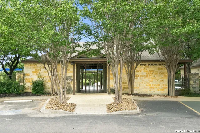 8734 SONORA PASS Helotes, TX 78023